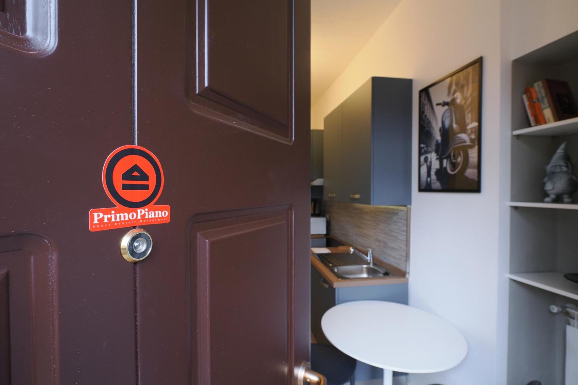 Apartament Primopiano - Arqua Mediolan Zewnętrze zdjęcie